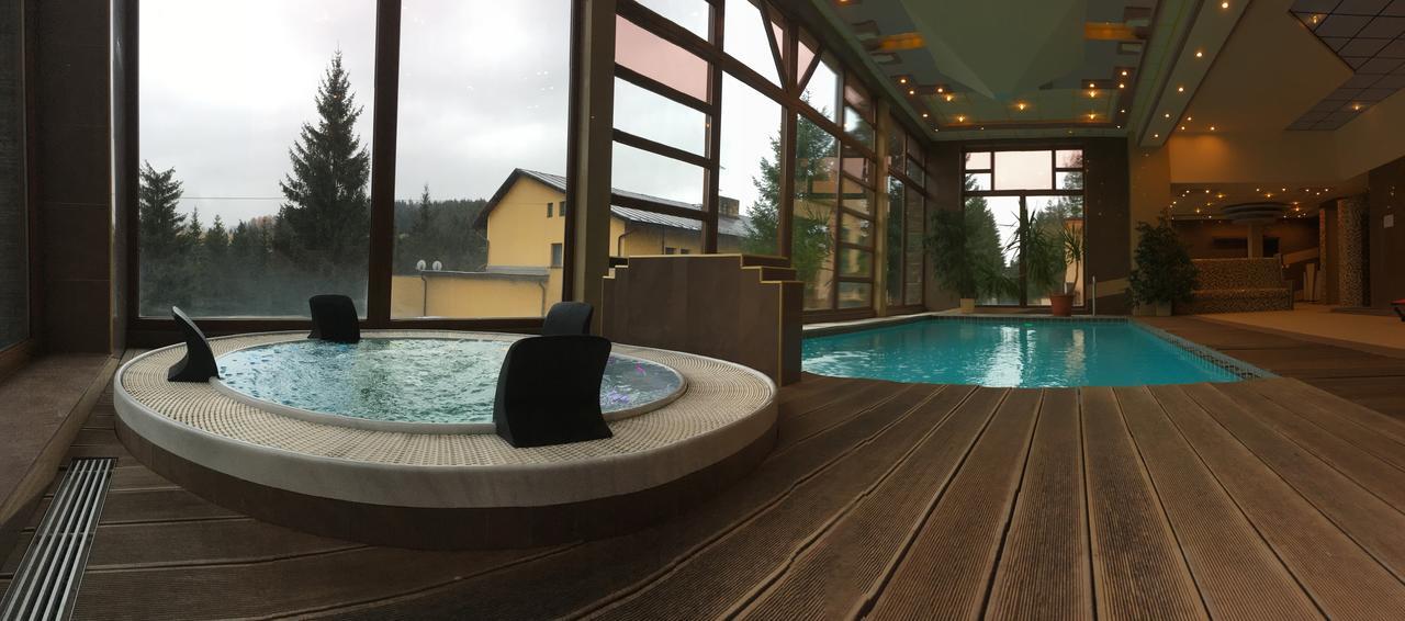 Holiday Park Orava - Hotel Orava Dolny Kubin Eksteriør billede